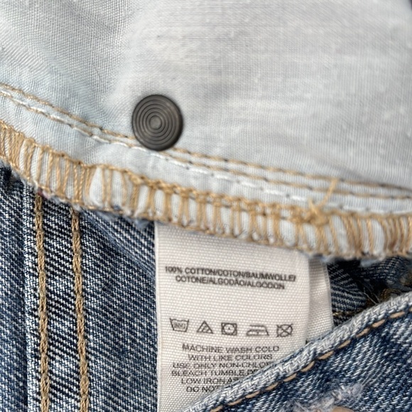 FREE People Denim Cut off Jean Shorts Dolphin Distressed Raw Hem Size 25 - Picture 7 of 8